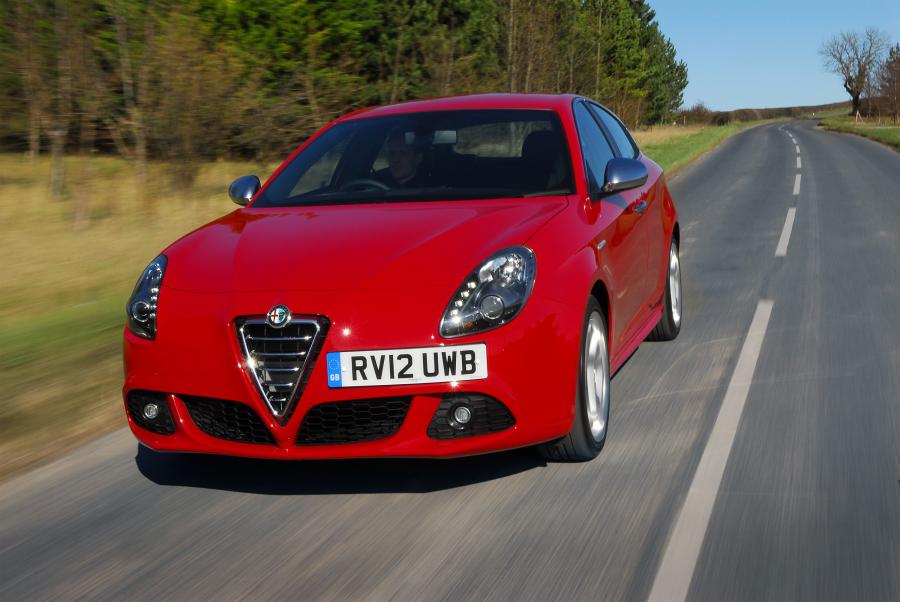  Alfa Romeo Giulietta 2010 года  (UK) (фото 1 из 67)